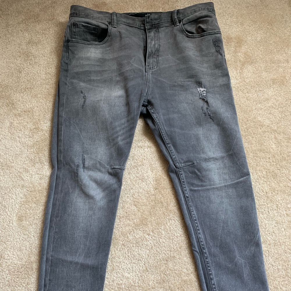 Gray Men’s skinny fit w drop crotch jeans